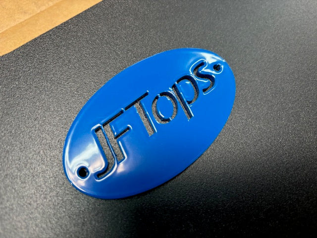 JFtops blue nameplate for cargo covers