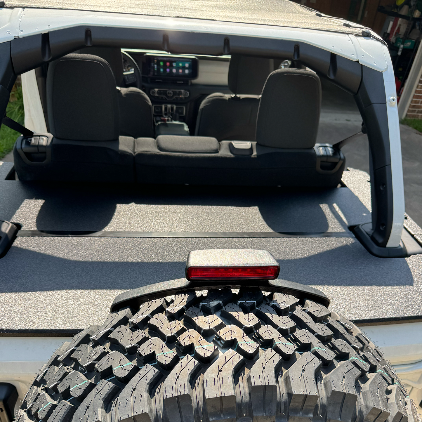 24/25 Wrangler JL 4-door hardtop with JFTops cargo cover on topless white Jeep
