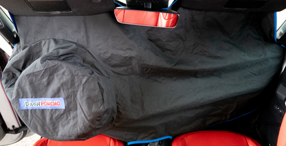 Wrangler JL interior with a dash poncho covering the dashboard