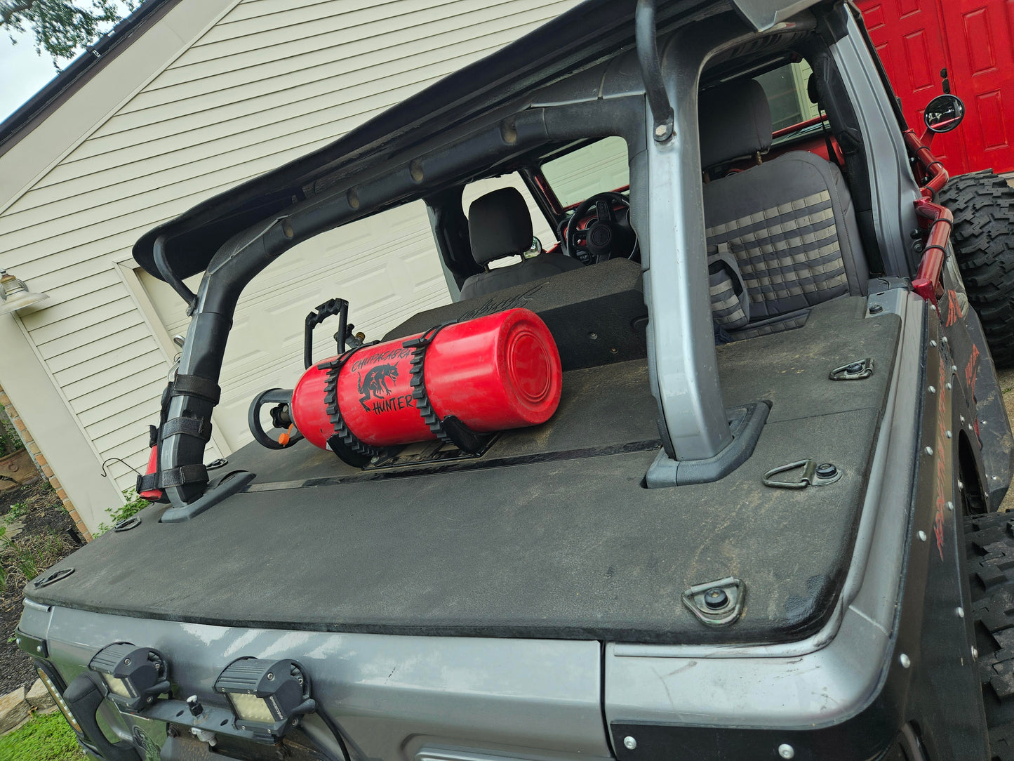 JLU 4-Door Hard Top Jeep Wrangler Bed Topper / Tonneau Bed Cover