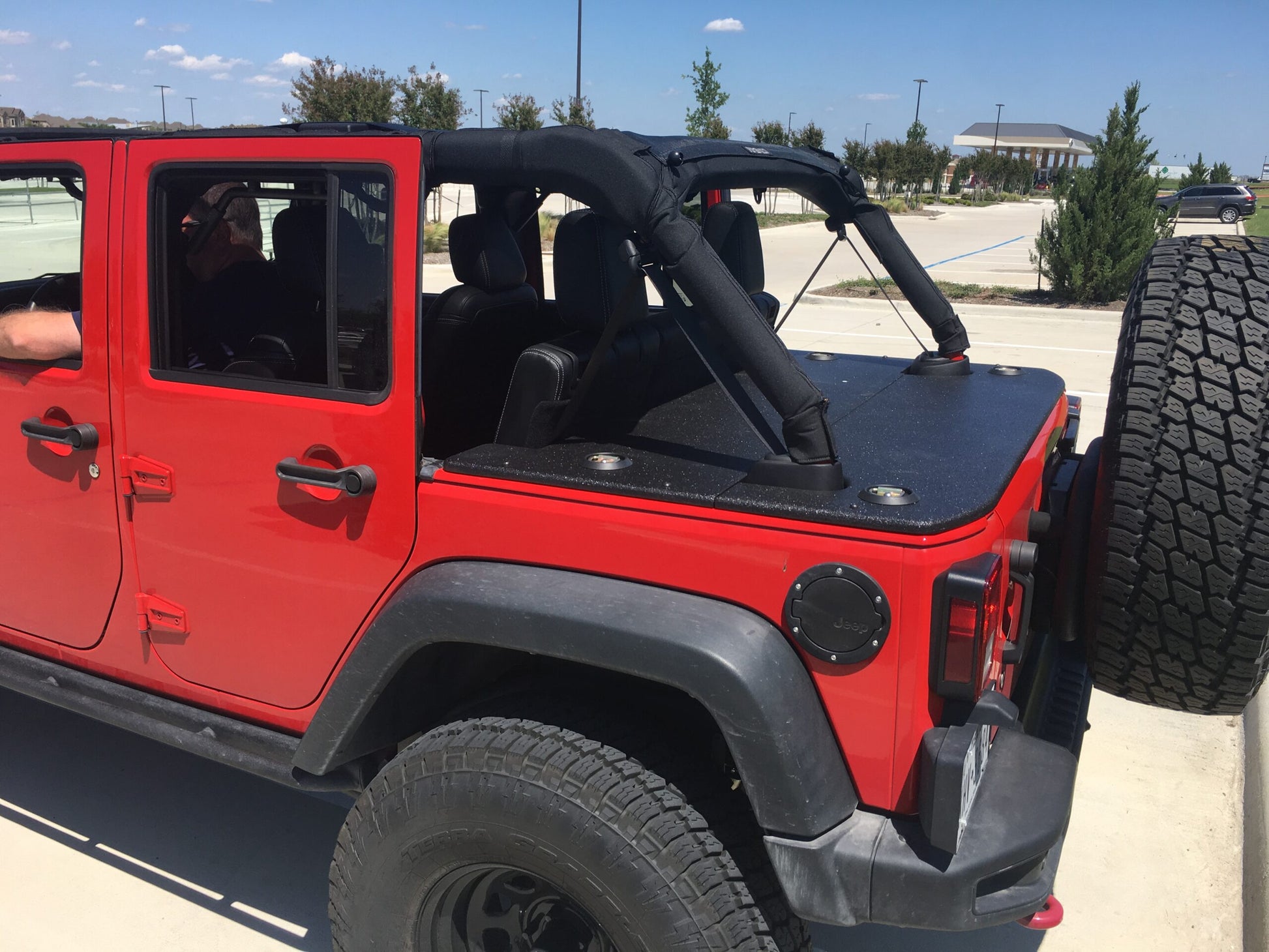 JKU Hard Top Bed Cover Red Jeep