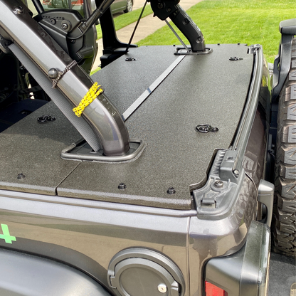 JLU 4-Door Soft Top Jeep® Wrangler Rhino Lined Tonneau Cargo Cover (2018-2023)