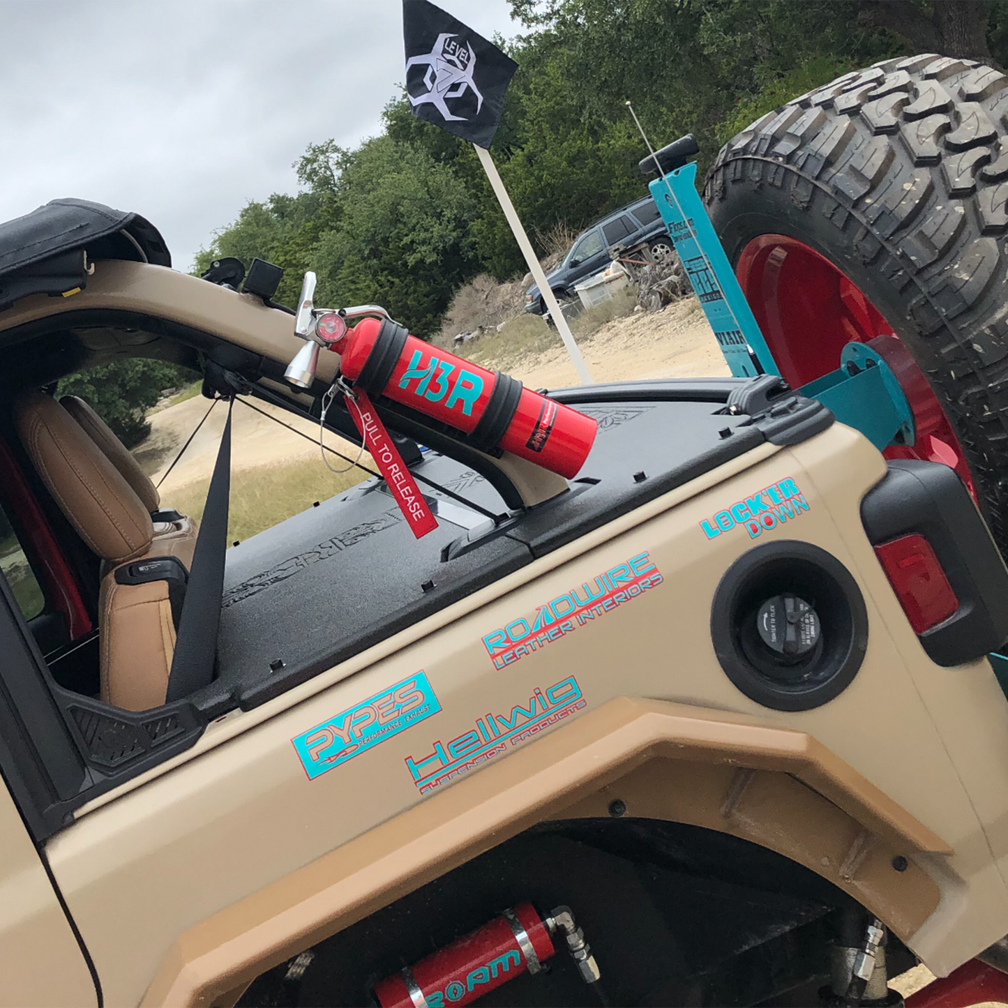 JLU 4-Door Soft Top Jeep® Wrangler Rhino Lined Tonneau Cargo Cover (2018-2023)