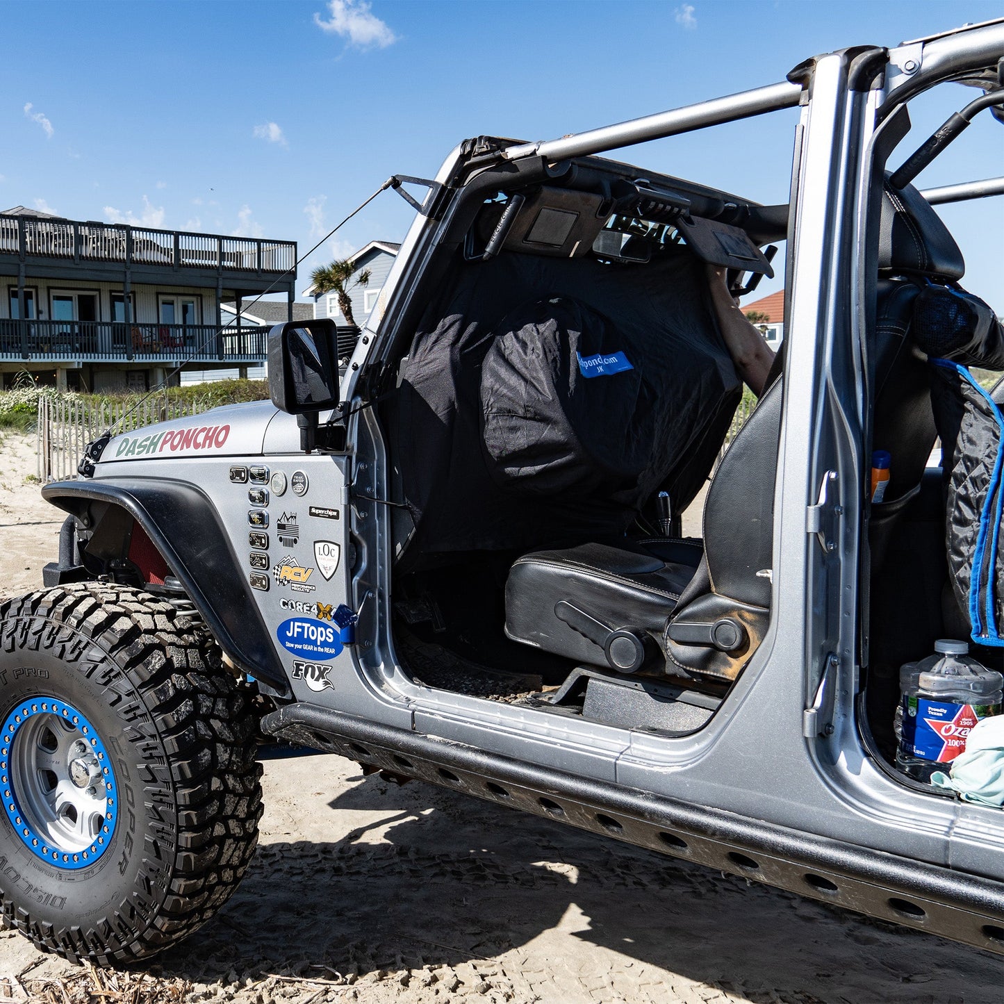 JK/JKU JEEP® Wrangler Electronics Rain Cover Protector