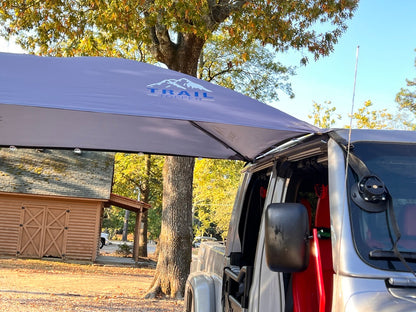 Trail topper with suction cup anchor